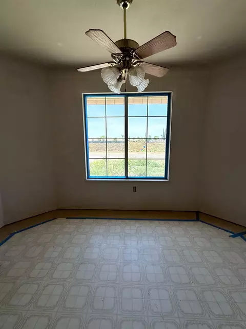 567 Tharp Rd, Yuba City, CA 95993