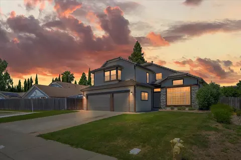 2881 Perez Ct, West Sacramento, CA 95691