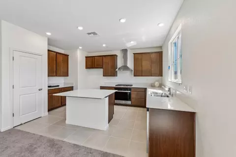 Kitchen - 2386 Satin Leaf Ct, Lodi, CA 95242 photo 2 of 3
