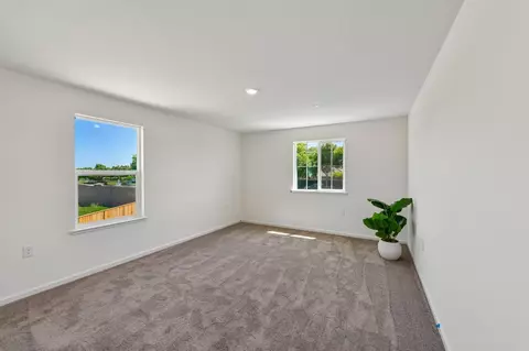 Bedroom - 2386 Satin Leaf Ct, Lodi, CA 95242 photo 3 of 10