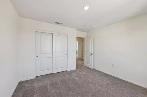 Bedroom - 2386 Satin Leaf Ct, Lodi, CA 95242 photo 7 of 10
