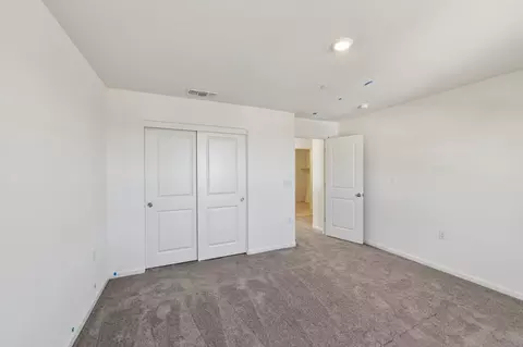 Bedroom - 2386 Satin Leaf Ct, Lodi, CA 95242 photo 5 of 10