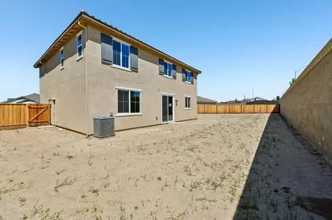 Exterior - 2386 Satin Leaf Ct, Lodi, CA 95242 photo 5 of 5