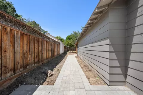 Exterior - 1108 C St, Antioch, CA 94509 photo 2 of 6