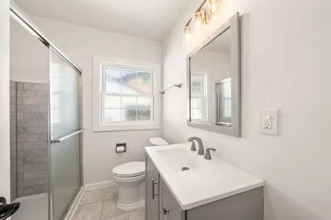 Bath - 1108 C St, Antioch, CA 94509 photo 1 of 2