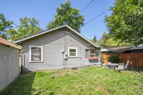 Exterior - 620 F St, Davis, CA 95616 photo 4 of 9