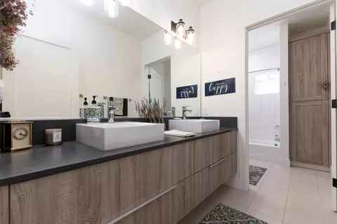 Bath - 159 Stone Ridge Ct, Murphys, CA 95247 photo 8 of 11