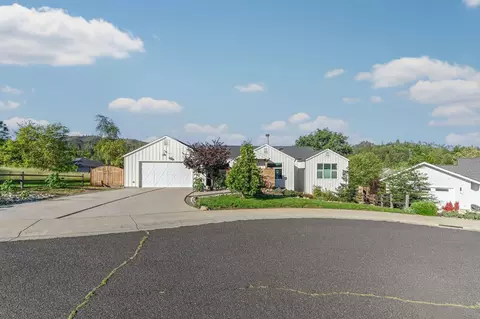 Exterior - 159 Stone Ridge Ct, Murphys, CA 95247 photo 32 of 45