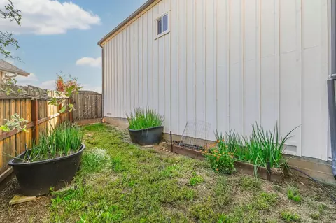 Exterior - 159 Stone Ridge Ct, Murphys, CA 95247 photo 22 of 45