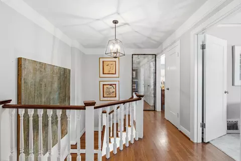 Entry Way - 930 Sycamore Ave, Modesto, CA 95350 photo 4 of 4