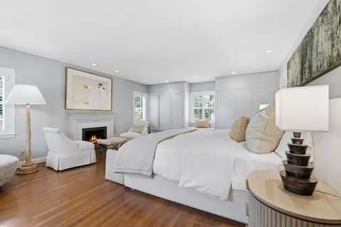 Bedroom - 930 Sycamore Ave, Modesto, CA 95350 photo 1 of 5