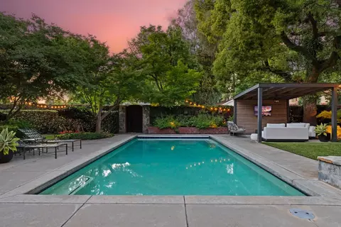 Exterior - 930 Sycamore Ave, Modesto, CA 95350 photo 17 of 30