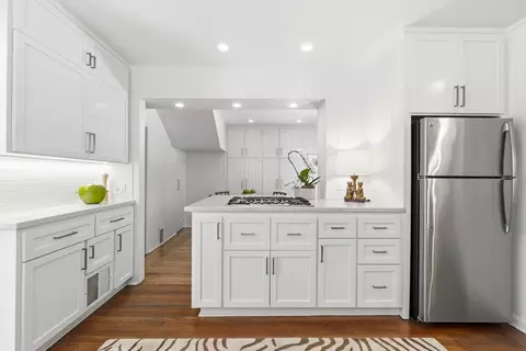 Kitchen - 930 Sycamore Ave, Modesto, CA 95350 photo 4 of 4