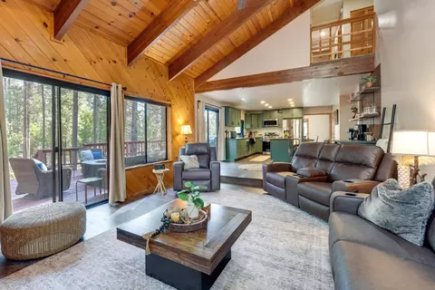 Living - 2387 Black Oak Dr, Arnold, CA 95223 photo 1 of 2