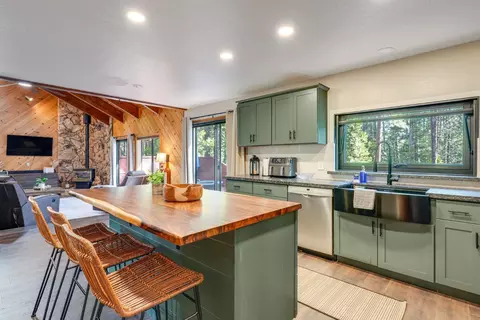 Kitchen - 2387 Black Oak Dr, Arnold, CA 95223 photo 1 of 3