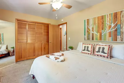 Bedroom - 2387 Black Oak Dr, Arnold, CA 95223 photo 6 of 9