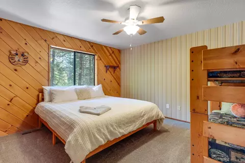 Bedroom - 2387 Black Oak Dr, Arnold, CA 95223 photo 7 of 9