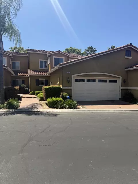 17022 Grand Island Ct, Chowchilla, CA 93610