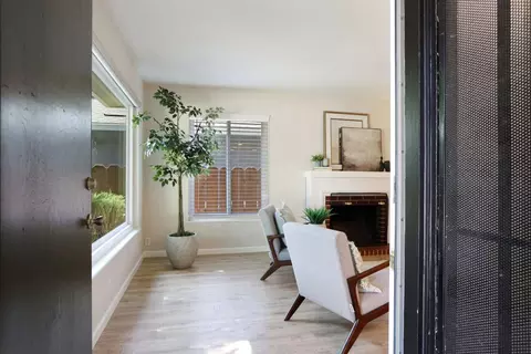 Entry Way - 507 Gerard Dr, Lodi, CA 95242 photo 1 of 4