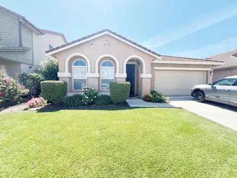 668 Spirou St, Stockton, CA 95204