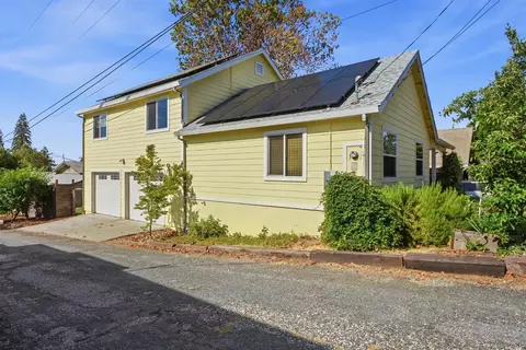 Exterior - 125 E Oak St, Colfax, CA 95713 photo 10 of 12