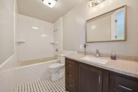 Bath - 125 E Oak St, Colfax, CA 95713 photo 3 of 3