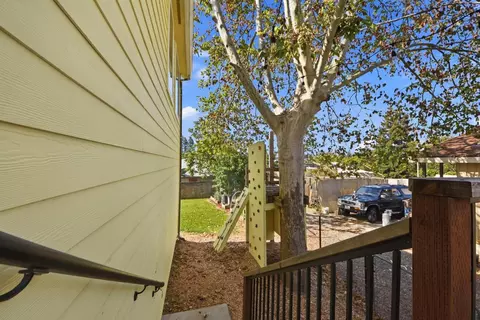 Exterior - 125 E Oak St, Colfax, CA 95713 photo 6 of 12