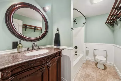 Bath - 125 E Oak St, Colfax, CA 95713 photo 1 of 3