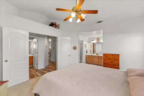 Bedroom - 1795 Brookside Dr, Manteca, CA 95336 photo 4 of 7