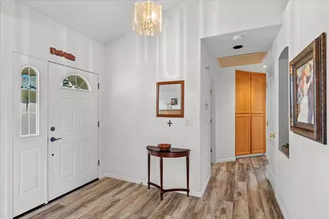 Entry Way - 1795 Brookside Dr, Manteca, CA 95336 photo 9 of 9