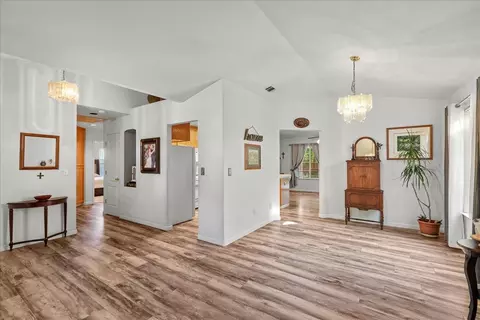 Entry Way - 1795 Brookside Dr, Manteca, CA 95336 photo 6 of 9