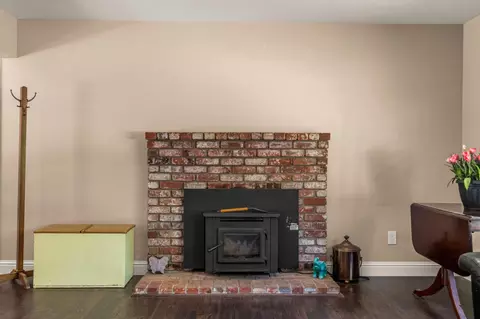 Living - 2715 Morrene Dr, Placerville, CA 95667 photo 4 of 6