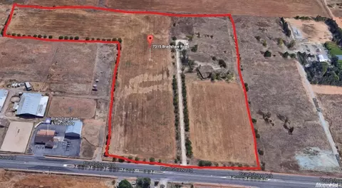 7315 Bradshaw Rd, Sacramento, CA 95829