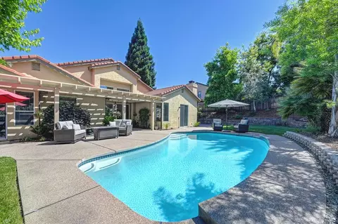 303 Provence Ln, Folsom, CA 95630