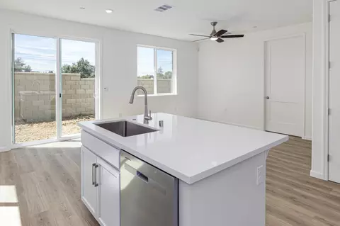 Kitchen - 4044 Porton Ln, Carmichael, CA 95608 photo 1 of 2