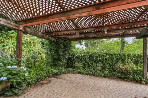 Exterior - 101 E 7th St, Davis, CA 95616 photo 6 of 17