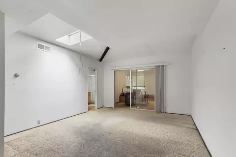 Bedroom - 101 E 7th St, Davis, CA 95616 photo 1 of 7