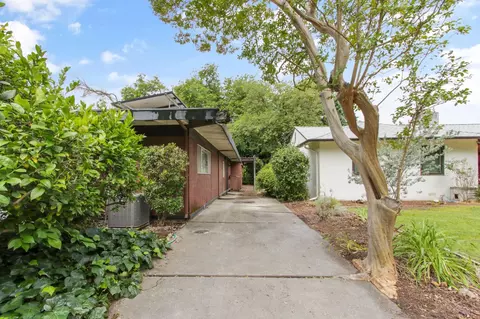 Exterior - 101 E 7th St, Davis, CA 95616 photo 15 of 17