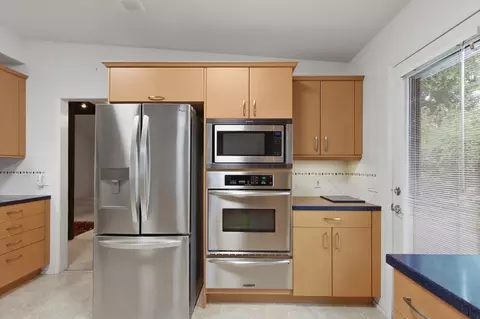 Kitchen - 101 E 7th St, Davis, CA 95616 photo 6 of 6
