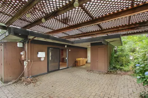 Exterior - 101 E 7th St, Davis, CA 95616 photo 12 of 17