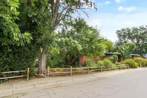 Exterior - 101 E 7th St, Davis, CA 95616 photo 17 of 17