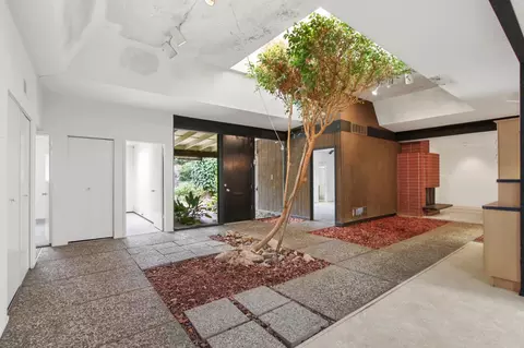 Exterior - 101 E 7th St, Davis, CA 95616 photo 3 of 17
