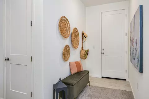 Entry Way - 4043 Porton Ln, Carmichael, CA 95608 photo 3 of 4