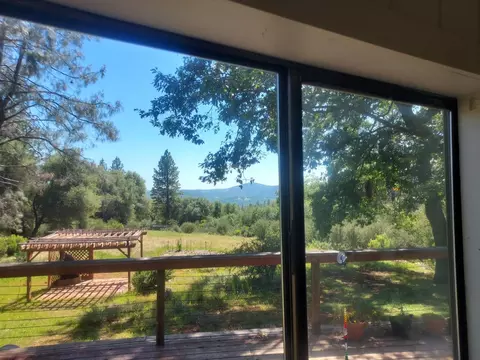 6880 Kahala Rd, Garden Valley, CA 95633