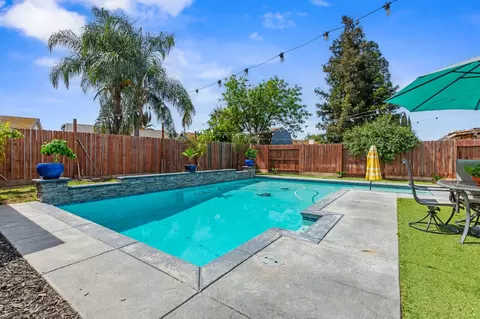 Exterior - 2616 Puccini Pl, Modesto, CA 95358 photo 5 of 7