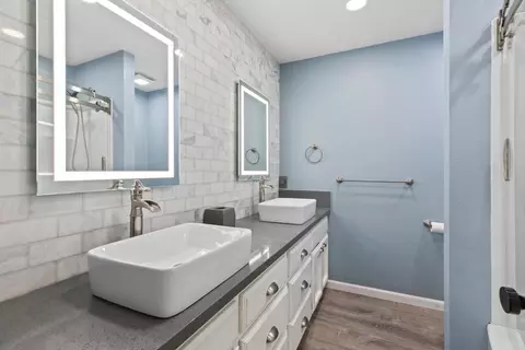 Bath - 2616 Puccini Pl, Modesto, CA 95358 photo 1 of 4