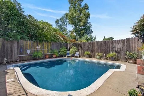 Exterior - 8133 E Peerless Ave, Orangevale, CA 95662 photo 11 of 13