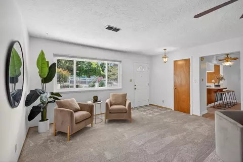 Living - 8133 E Peerless Ave, Orangevale, CA 95662 photo 3 of 4