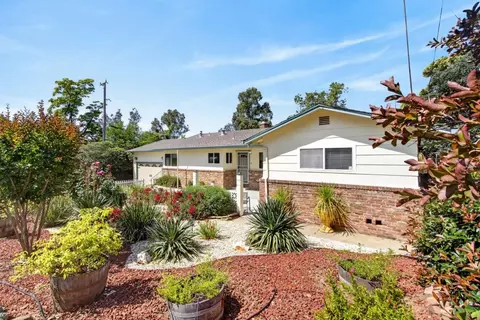 Exterior - 8133 E Peerless Ave, Orangevale, CA 95662 photo 7 of 13