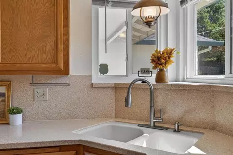 Kitchen - 8133 E Peerless Ave, Orangevale, CA 95662 photo 2 of 4